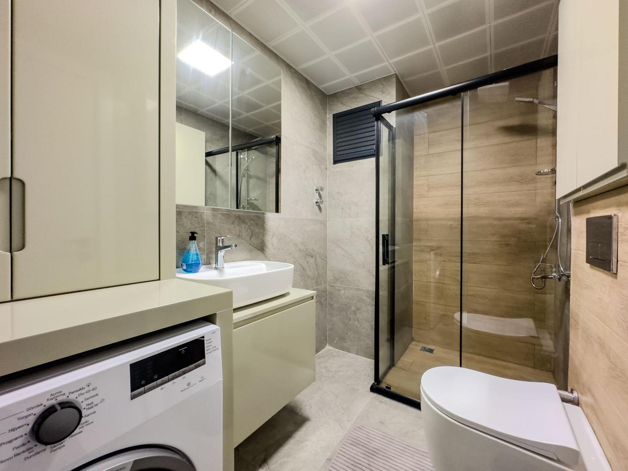 Havalimani Manzarali Lux Daire Aksu  Extérieur photo